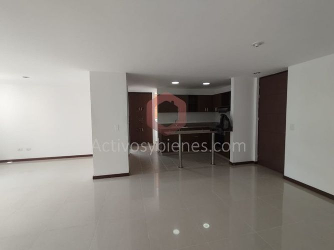 Apartamento de 3 alcobas en arriendo en Aves Maria, Envigado, 120 m² · foto 4 de 22