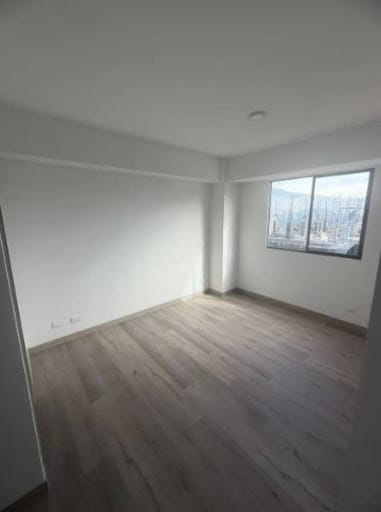Apartamento de 3 alcobas en arriendo en Ciudad Del Río, Medellín, 74 m² · foto 5 de 15