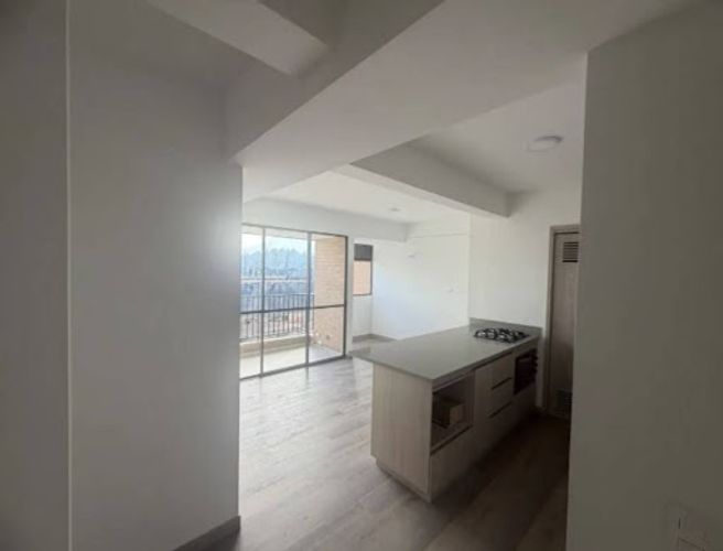 Apartamento de 3 alcobas en arriendo en Ciudad Del Río, Medellín, 74 m² · foto 9 de 15