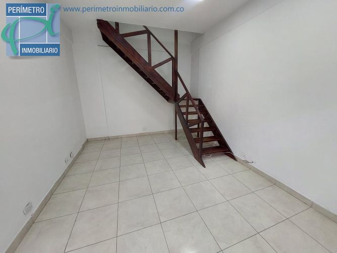 Local en venta en Ditaires, Itagüí, 37 m² · foto 2 de 12