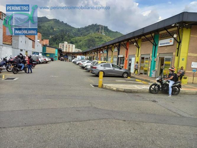 Local en venta en Ditaires, Itagüí, 37 m² · foto 9 de 12