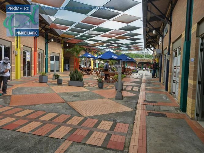 Local en venta en Ditaires, Itagüí, 37 m² · foto 11 de 12