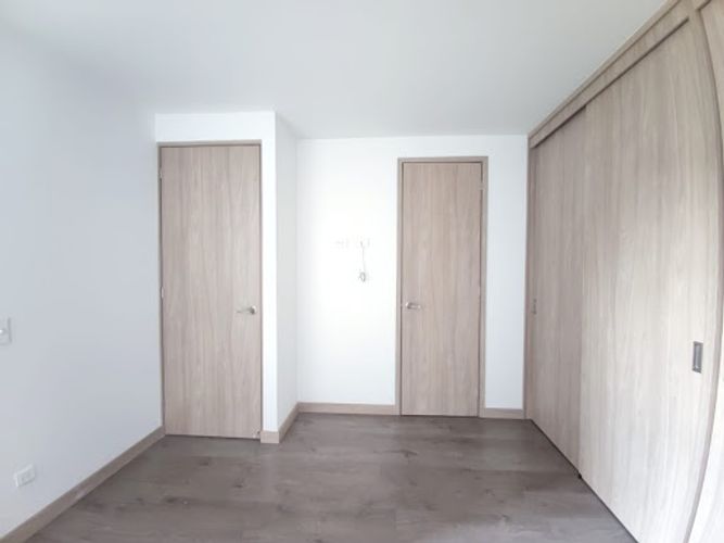 Apartamento de 2 alcobas en arriendo en Calasanz, Medellín, 58 m² · foto 8 de 15
