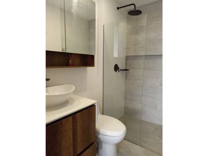Apartamento de 2 alcobas en arriendo en Ciudad Del Río, Medellín, 90 m² · foto 11 de 15