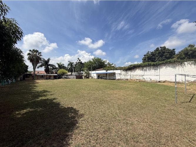Lote en venta en Ciudad Jardin, Cali, 1722 m² · foto 7 de 16