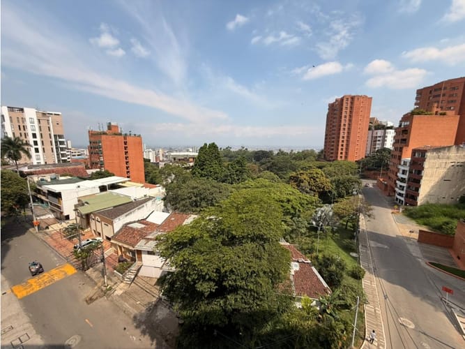 Apartamento de 2 alcobas en venta en Bellavista, Cali, 65 m² · foto 2 de 14