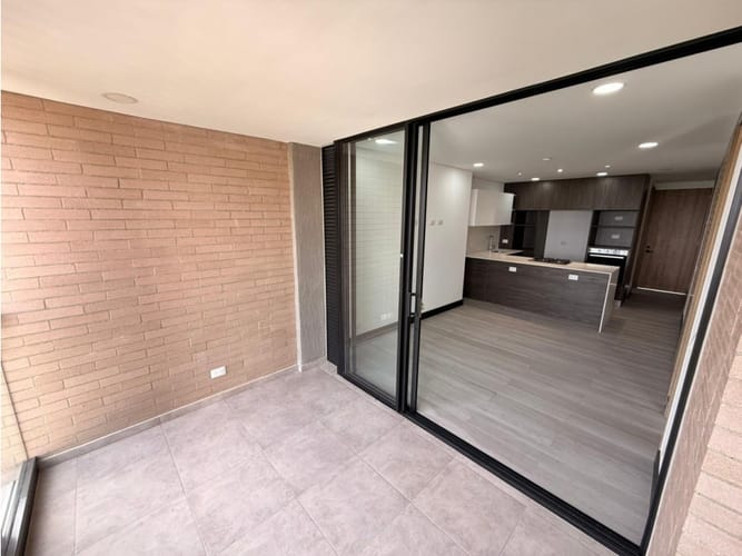 Apartamento de 2 alcobas en venta en Bellavista, Cali, 65 m² · foto 5 de 14