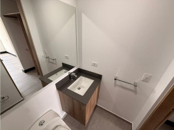 Apartamento de 2 alcobas en venta en Bellavista, Cali, 65 m² · foto 13 de 14