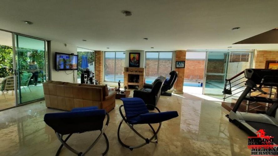 Casa de 6 alcobas en venta en San Jose, Sabaneta, 400 m² · foto 5 de 24