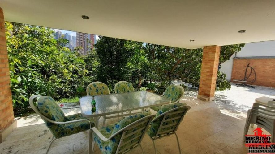 Casa de 6 alcobas en venta en San Jose, Sabaneta, 400 m² · foto 12 de 24
