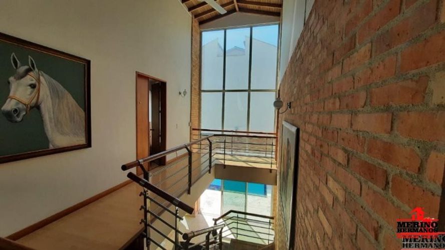 Casa de 6 alcobas en venta en San Jose, Sabaneta, 400 m² · foto 16 de 24