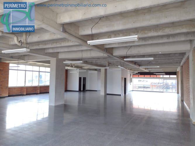 Local en arriendo en Shellmar, Medellín, 924 m² · foto 13 de 15