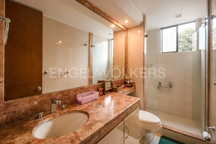 Apartamento en venta en Cerros De Niza, Bogotá · foto 17 de 21