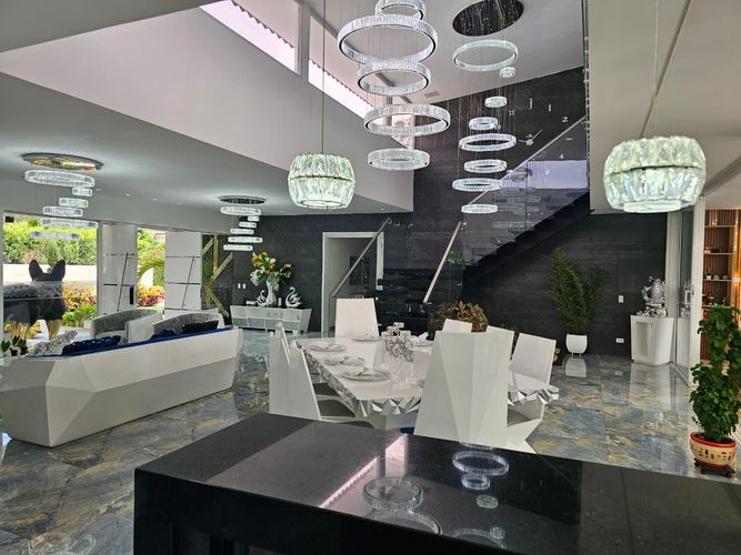 Casa de 8 alcobas en venta en Las Mercedes, Jamundí · foto 4 de 24