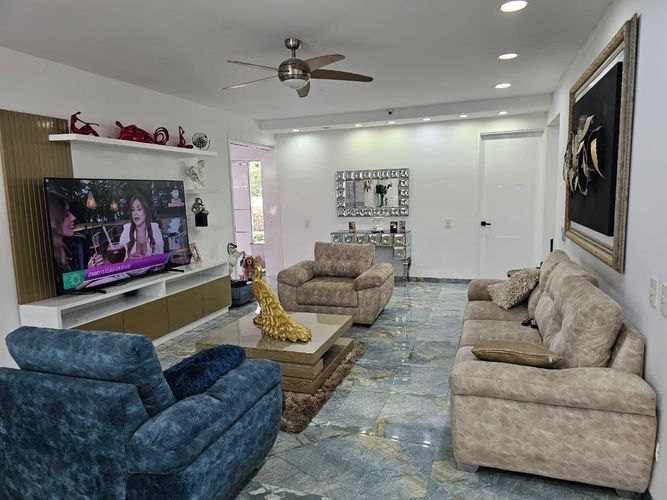 Casa de 8 alcobas en venta en Las Mercedes, Jamundí · foto 10 de 24