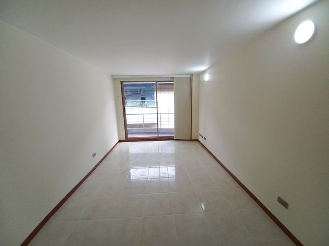 Apartamento de 3 alcobas en venta en Rincon De Piedra Pintada, Ibagué, 77 m² · foto 7 de 24