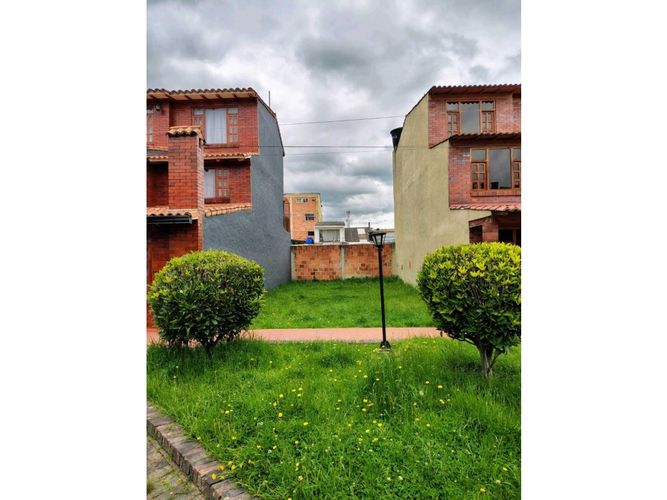 Lote en venta en Ub Jota Vargas, Chía, 76 m² · foto 3 de 15