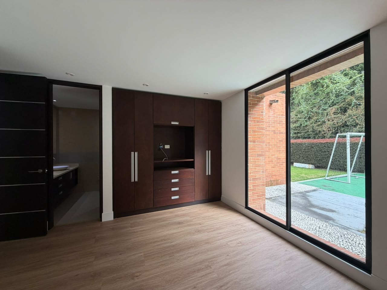 Casa en venta en Guaymaral, Bogotá · foto 5 de 24