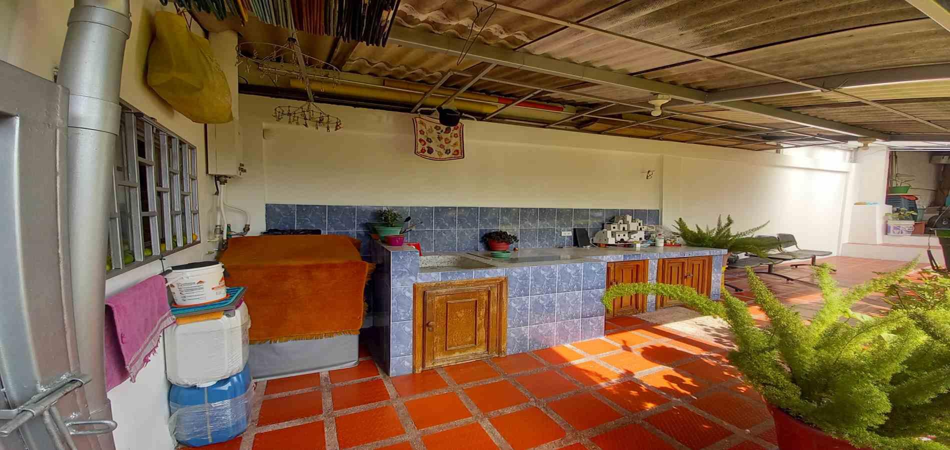 Casa en venta en Las Americas, Manizales · foto 14 de 24