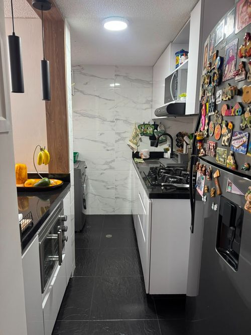 Apartamento de 3 alcobas en venta en Cedritos, Bogotá, 68 m² · foto 4 de 9