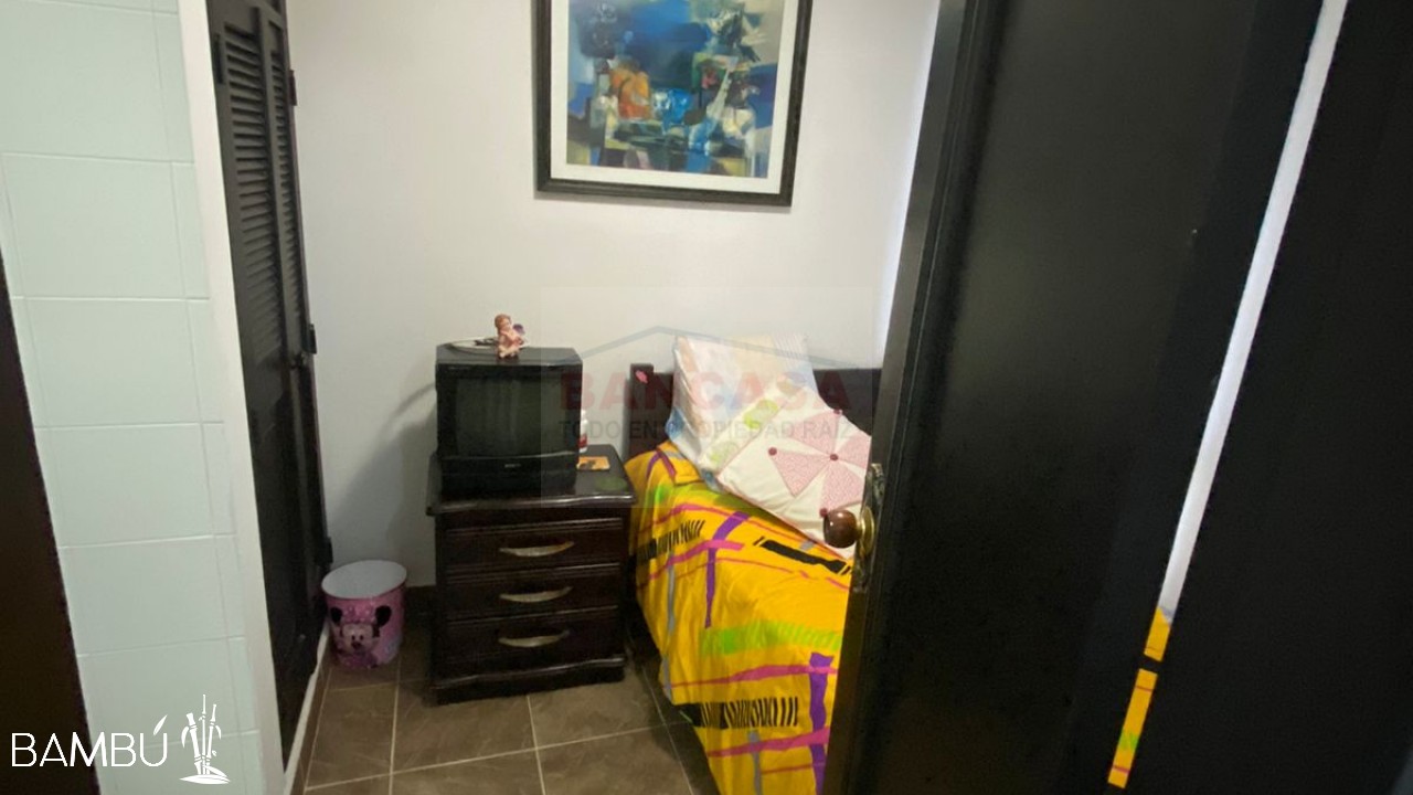 Apartamento en venta en Laureles, Medellín · foto 2 de 21