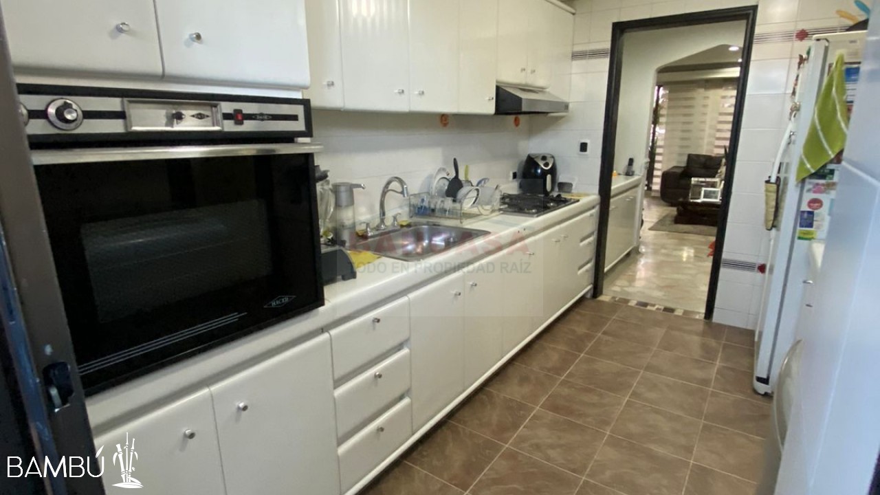 Apartamento en venta en Laureles, Medellín · foto 9 de 21