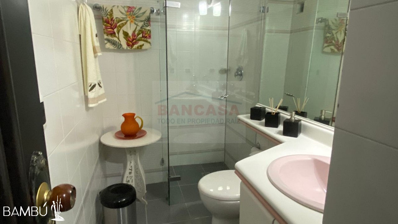 Apartamento en venta en Laureles, Medellín · foto 12 de 21