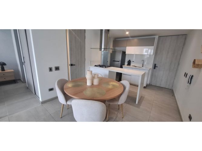 Apartaestudio en venta en Cambulos, Pereira, 48 m² · foto 2 de 24