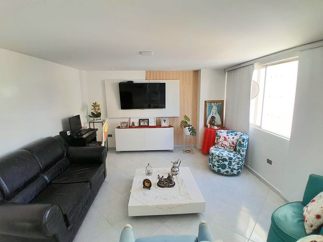 Apartamento de 3 alcobas en venta en Mejoras Publicas, Bucaramanga, 88 m² · foto 4 de 24