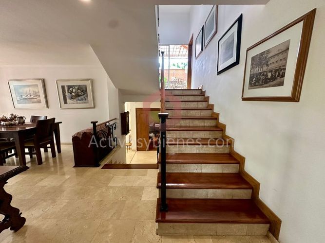 Casa de 4 alcobas en venta en Las Lomas, Medellín, 360 m² · foto 16 de 24