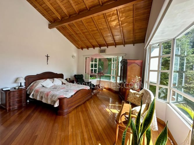 Casa de 4 alcobas en venta en Las Lomas, Medellín, 360 m² · foto 21 de 24