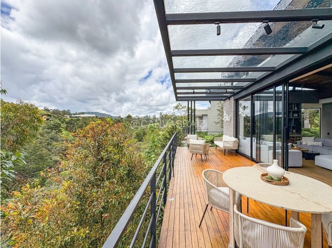 Casa de 3 alcobas en venta en Pantanillo, El Retiro, 270 m² · foto 2 de 13