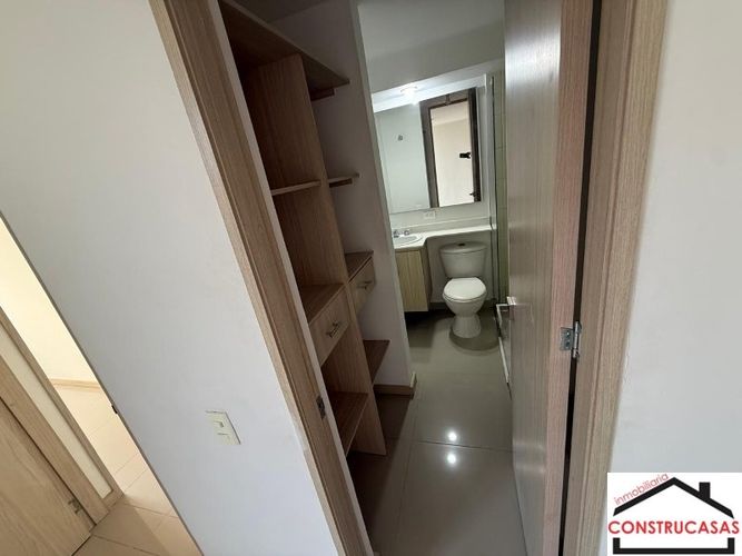 Apartamento de 3 alcobas en venta en Amazonia, Bello, 65 m² · foto 14 de 24
