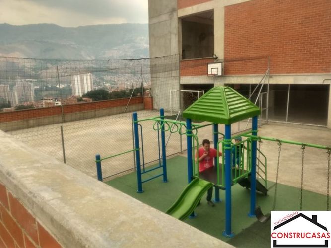 Apartamento de 3 alcobas en venta en Amazonia, Bello, 65 m² · foto 23 de 24