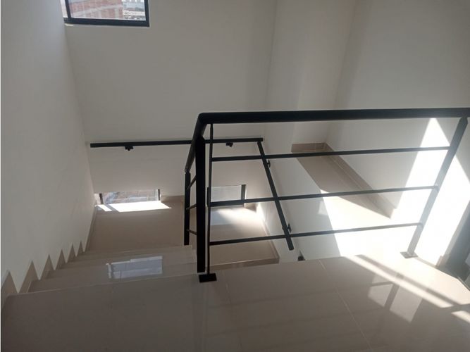 Apartamento de 2 alcobas en venta en Calle Larga, Sabaneta, 126 m² · foto 3 de 18