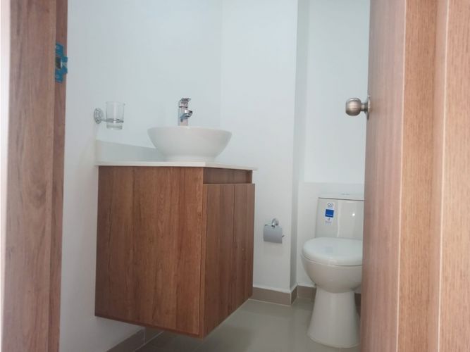 Apartamento de 2 alcobas en venta en Calle Larga, Sabaneta, 126 m² · foto 11 de 18