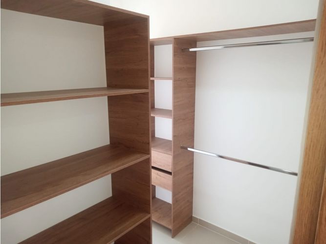 Apartamento de 2 alcobas en venta en Calle Larga, Sabaneta, 126 m² · foto 13 de 18