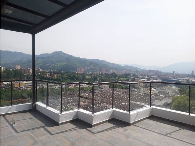 Apartamento de 2 alcobas en venta en Calle Larga, Sabaneta, 126 m² · foto 18 de 18