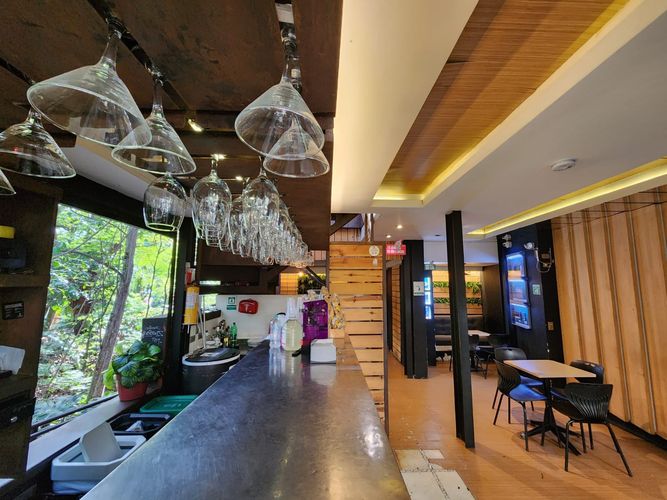 Local en arriendo en El Poblado, Medellín, 300 m² · foto 11 de 24