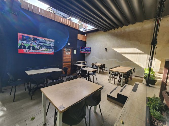 Local en arriendo en El Poblado, Medellín, 300 m² · foto 23 de 24