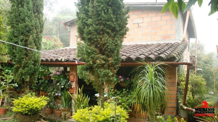 Finca en venta en Centro, Rionegro, 100 m² · foto 2 de 19
