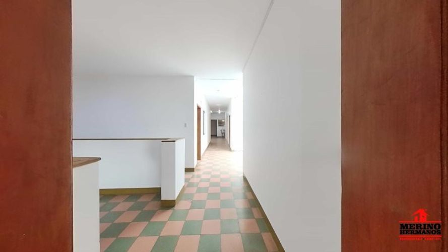 Casa de 7 alcobas en venta en Centro Administrativo, Medellín, 346 m² · foto 5 de 22
