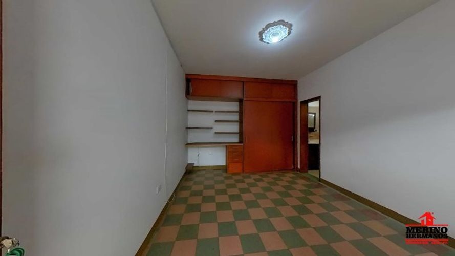 Casa de 7 alcobas en venta en Centro Administrativo, Medellín, 346 m² · foto 6 de 22