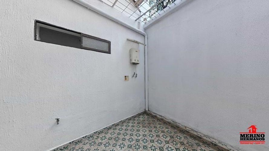Casa de 7 alcobas en venta en Centro Administrativo, Medellín, 346 m² · foto 11 de 22