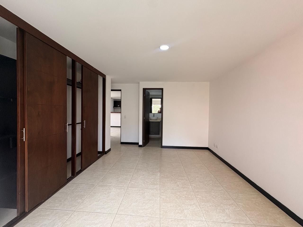Apartamento en arriendo en Vereda La Doctora, Sabaneta · foto 7 de 13