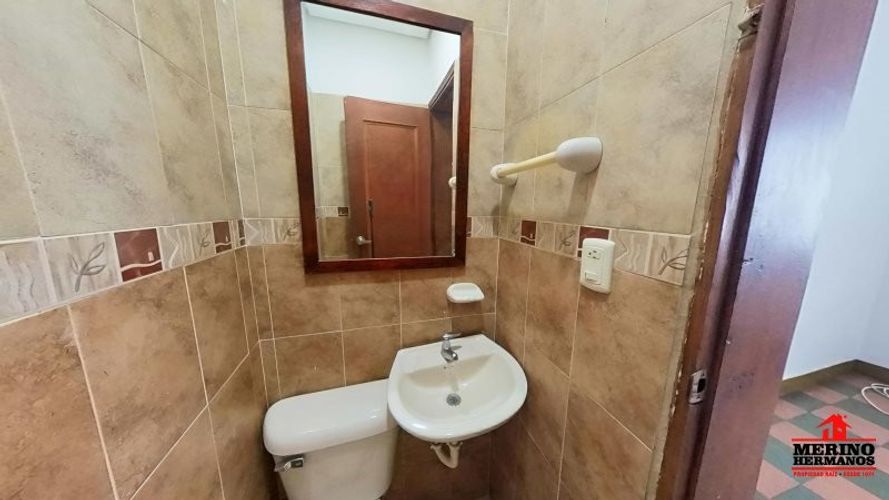 Casa de 7 alcobas en venta en Centro Administrativo, Medellín, 346 m² · foto 21 de 22
