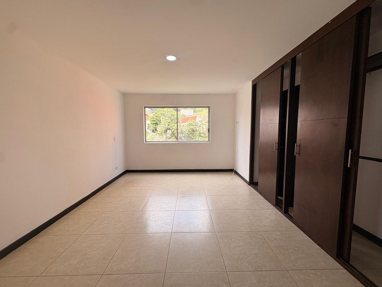Apartamento en arriendo en Vereda La Doctora, Sabaneta · foto 6 de 13