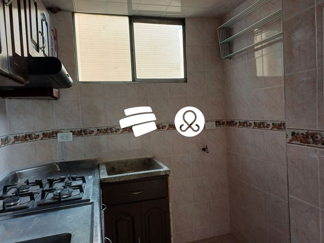 Apartamento de 3 alcobas en venta en Laguna Larga, Madrid, 51 m² · foto 7 de 19