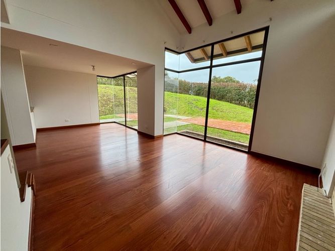Casa en venta en Agrupación Macadamia, La Calera · foto 3 de 21