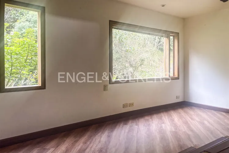 Casa de 5 alcobas en arriendo en Sindamanoy, Sopó, 300 m² · foto 8 de 20